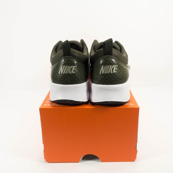 NEW Nike Air Max Thea Sneakers - Picture 3 of 6